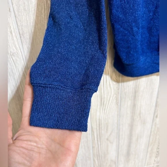 Disney Parks Winter Mickey Long Sleeve Lightweight Knit Pullover Size M - Picture 3 of 7